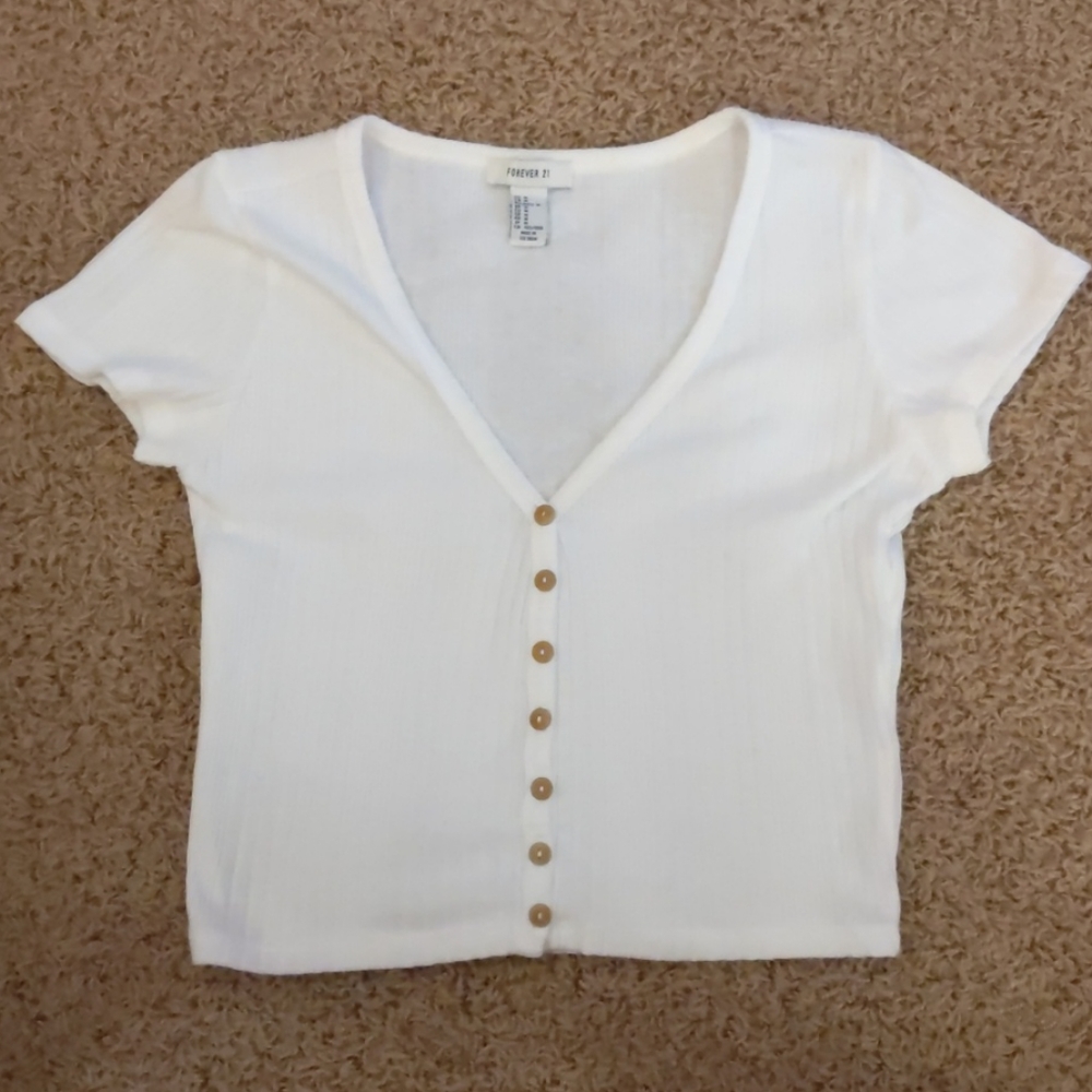 M White Forever 21 T-Shirt